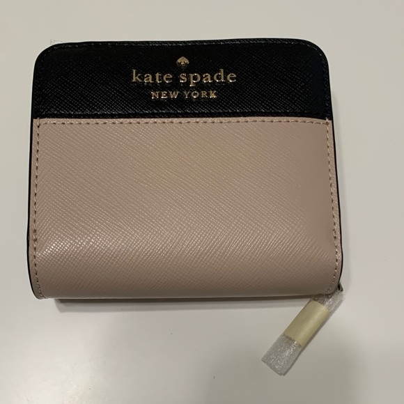 kate spade Handbags - Kate Spade Black and Cream Wallet